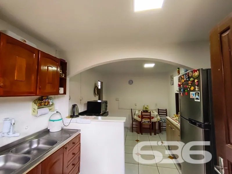 Casa à venda no bairro Petrópolis, Joinville | 3 q