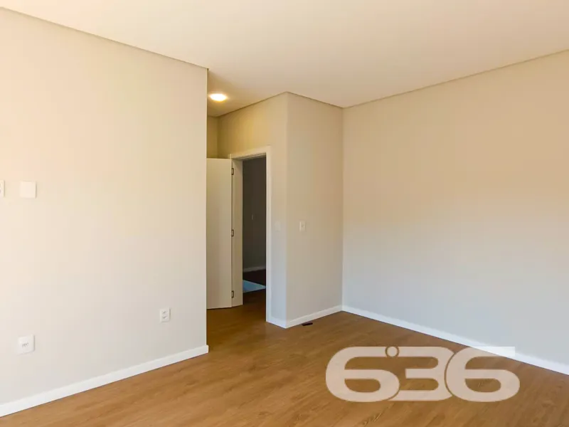 Excelente Residência Geminada de Alto Padrão no Ba