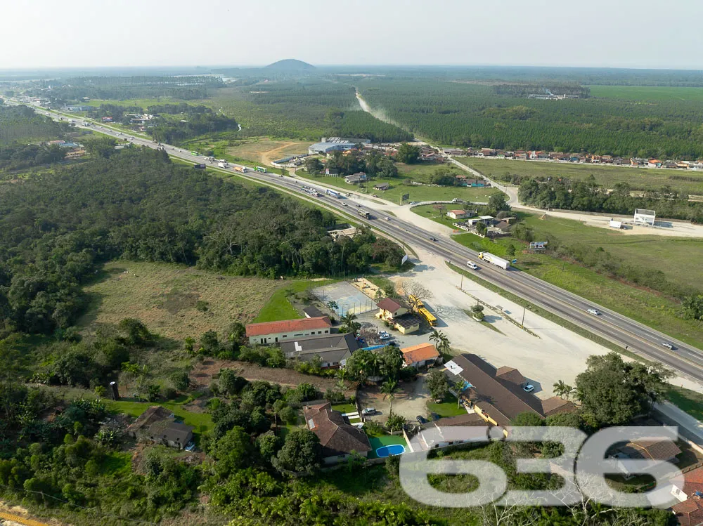 ImĂłvel Comercial em Araquari, SC - Oportunidade Im