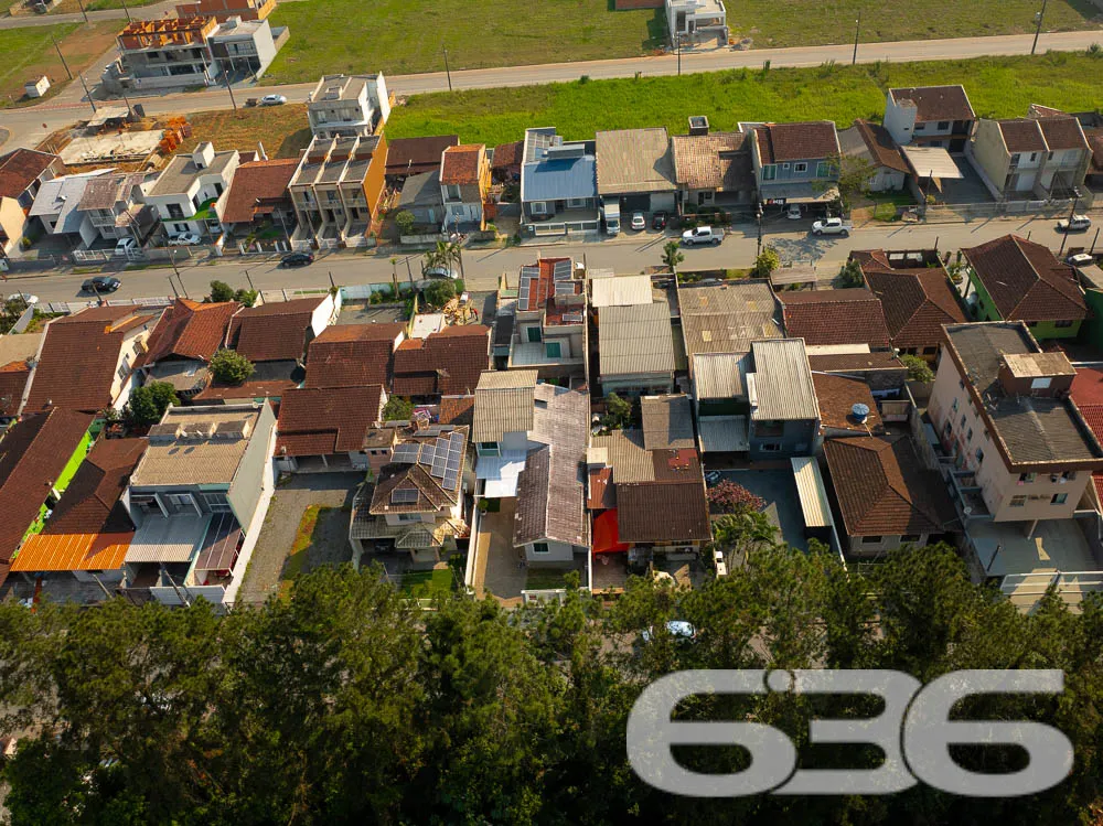 Casa Espetacular com Espaços Generosos no Vila Nov