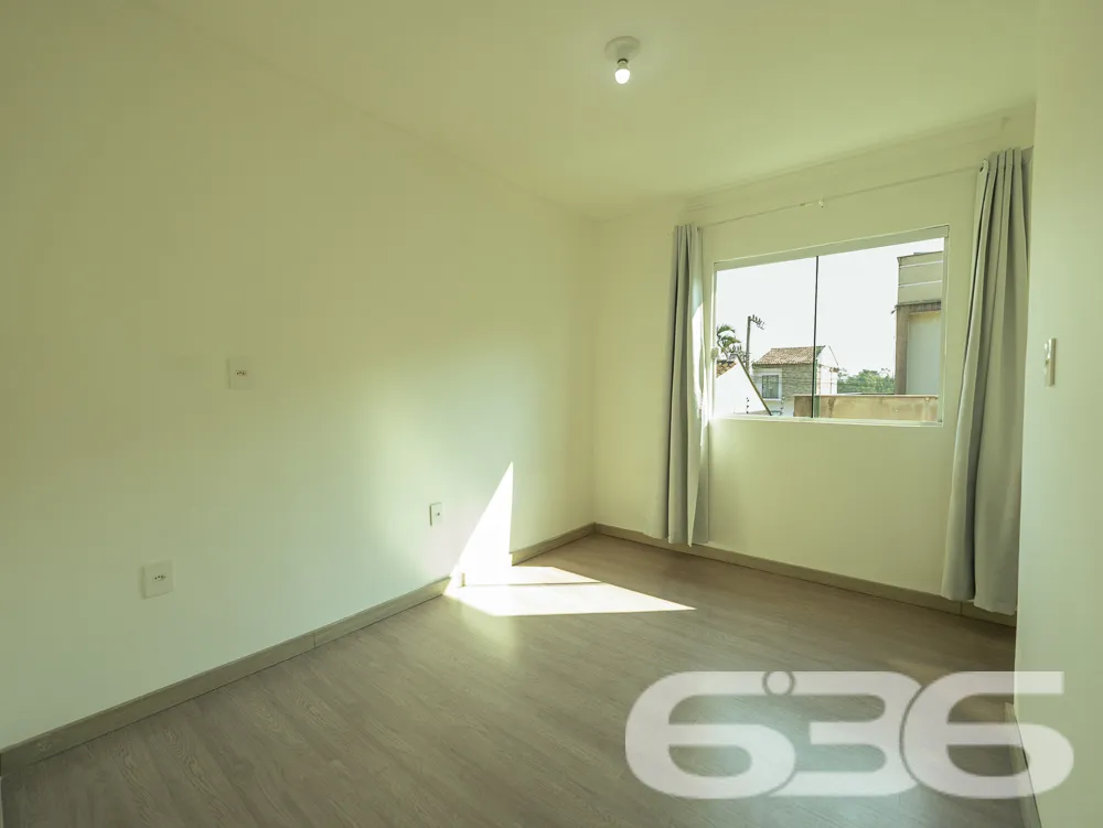 Casa Espetacular com Espaços Generosos no Vila Nov