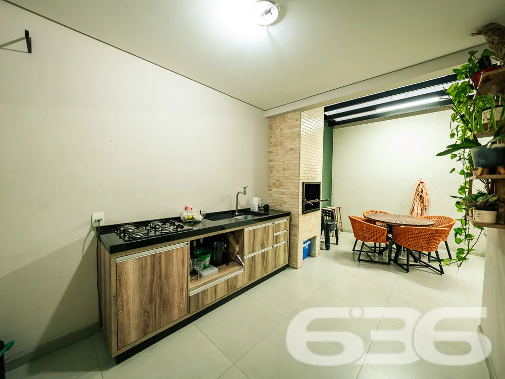 Geminado no Jardim Iririú, Joinville, SC

Já imagi