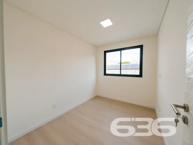 Sobrado à venda no bairro América, Joinville | 2 v