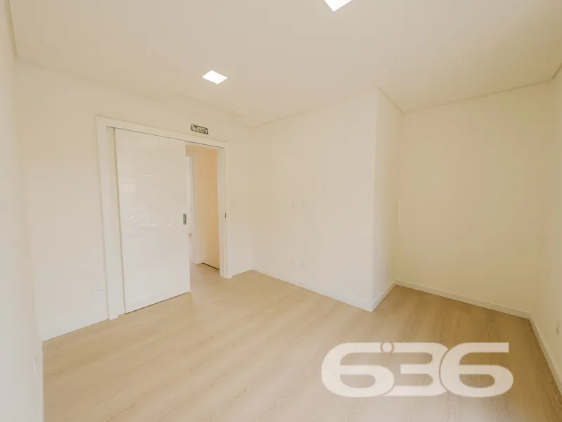 Sobrado à venda no bairro América, Joinville | 2 v