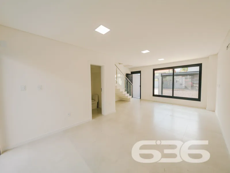 Sobrado à venda no bairro América, Joinville | 2 v