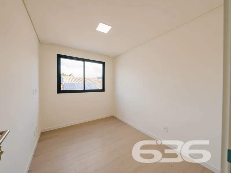 Sobrado à venda no bairro América, Joinville | 2 v