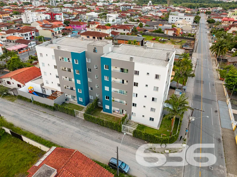 Apartamento Giardino à venda no Aventureiro, Joinv