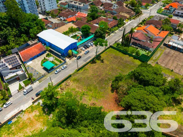Terreno à Venda em Joinville, SC - Bairro Bom Reti