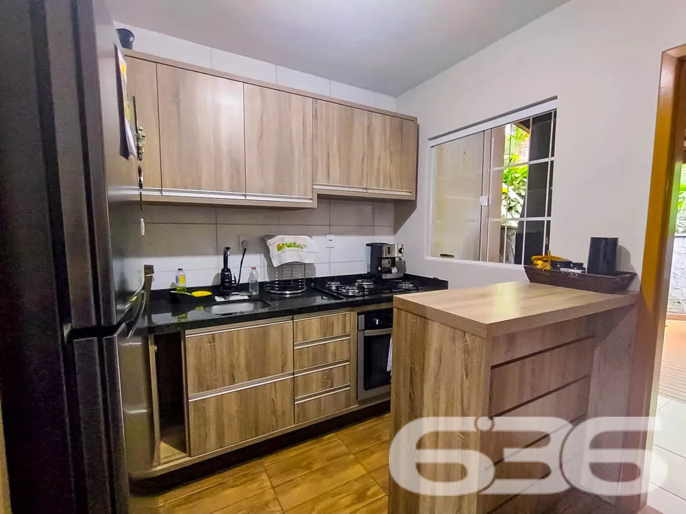 🏡 Sobrado Geminado à Venda - Joinville, SC 🏡

De