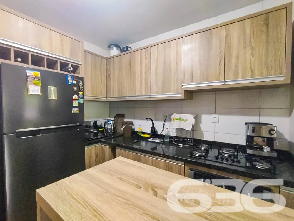 🏡 Sobrado Geminado à Venda - Joinville, SC 🏡

De