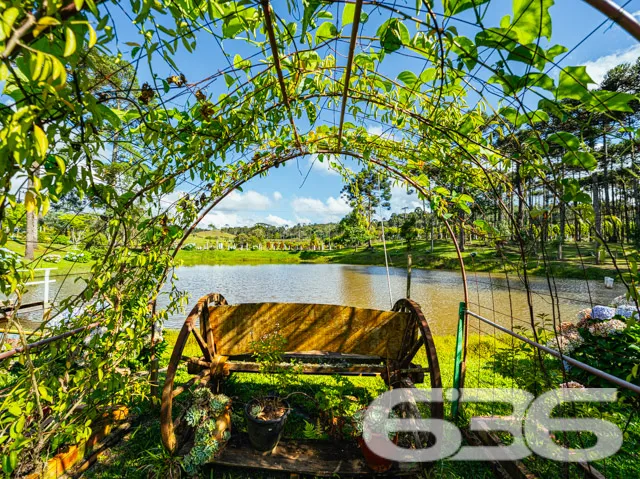 Descubra seu próprio refúgio em Campo Alegre, SC! 