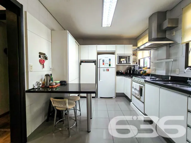 Descubra a elegância e exclusividade de morar em u