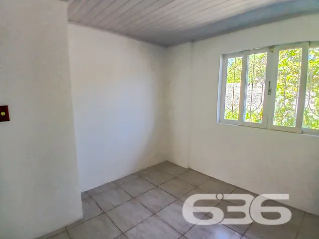 Aprecie a tranquilidade e o potencial desta residê