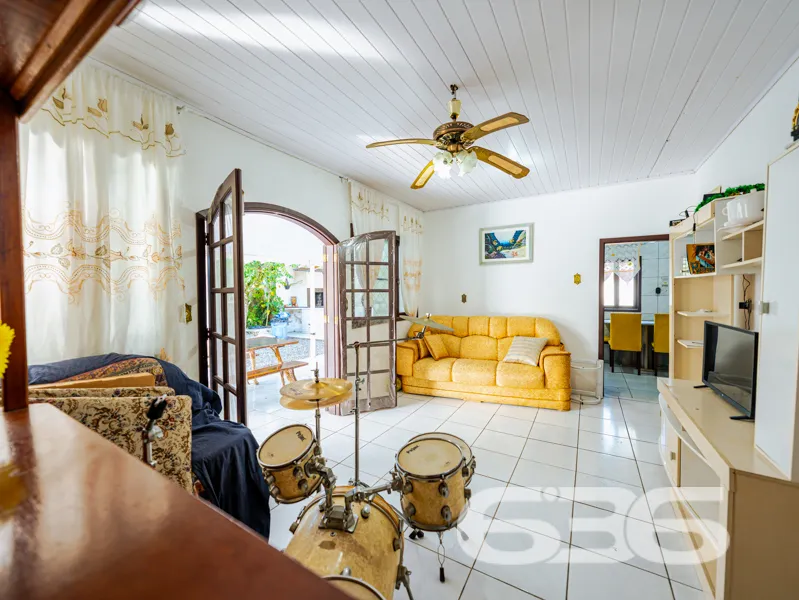 Casa térrea mobiliada à venda em Balneário Barra d