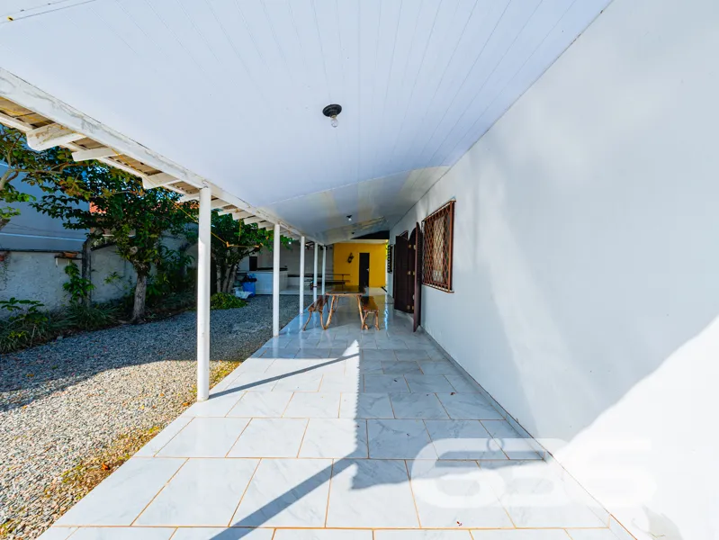 Casa à venda no bairro Costeira, Balneário Barra d