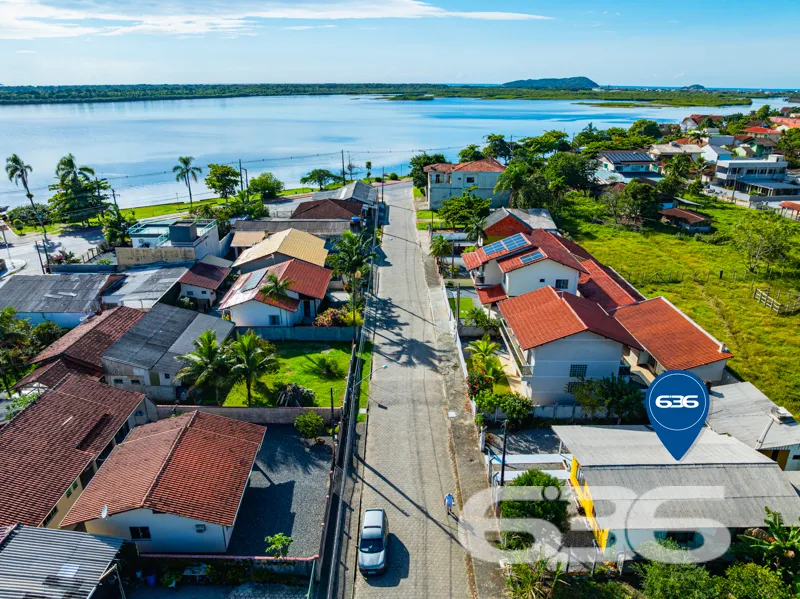 Casa térrea mobiliada à venda em Balneário Barra d