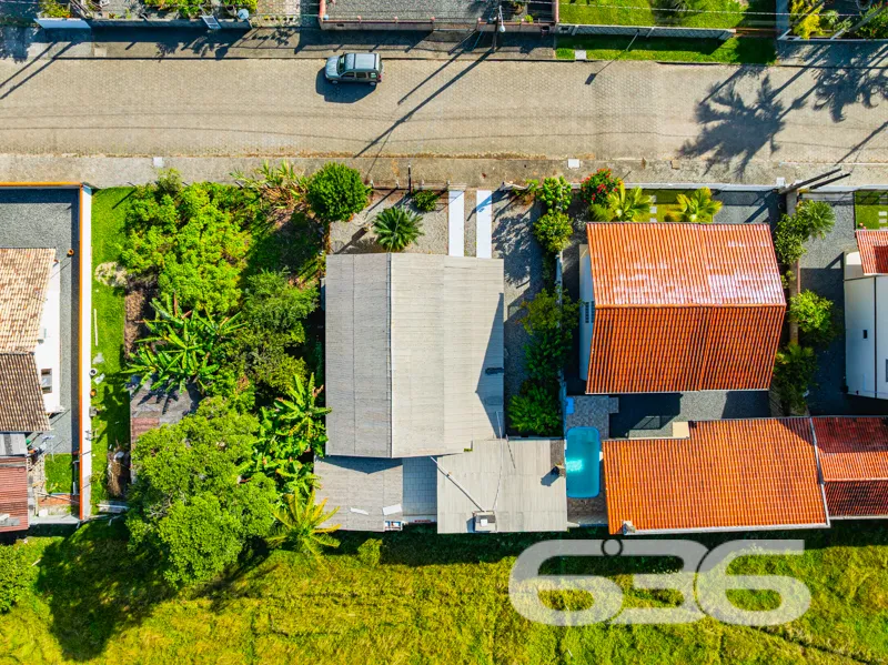 Casa à venda no bairro Costeira, Balneário Barra d