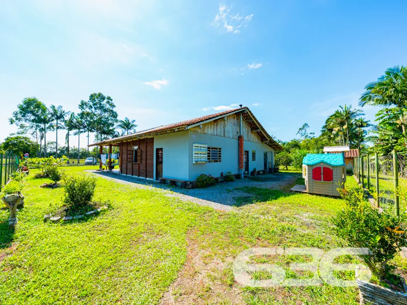 Seu refúgio em meio à natureza com quase 91 mil m²