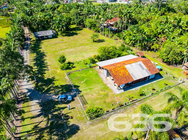 Seu refúgio em meio à natureza com quase 91 mil m²