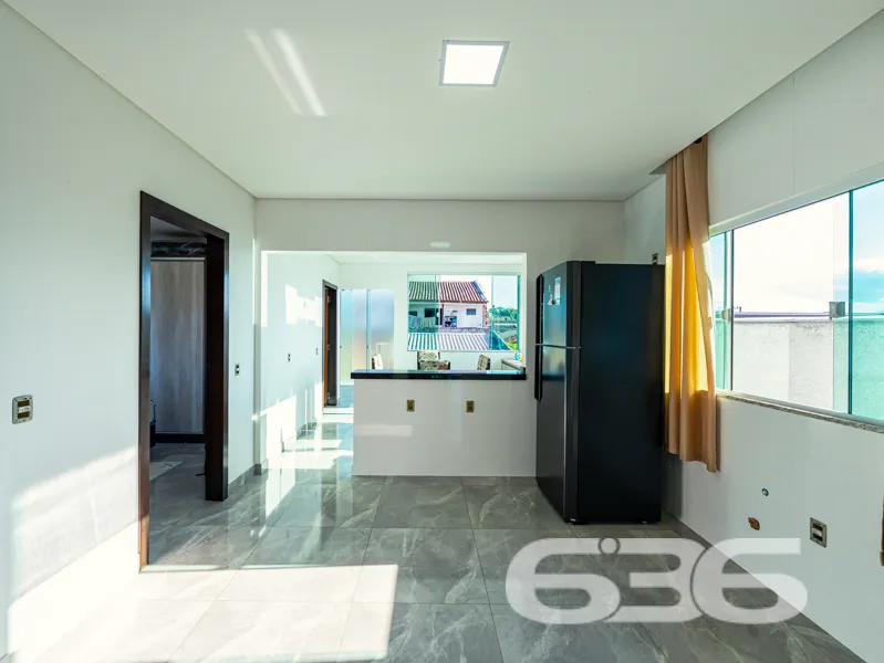 ImĂłvel Ă venda com 2 residĂȘncias independentes Ă v