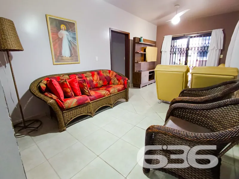 SOBRADO À VENDA EM UBATUBA, SÃO FRANCISCO DO SUL –