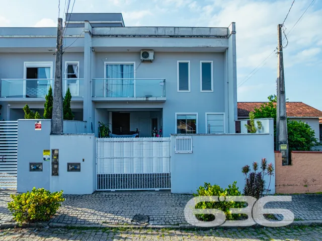 Lindo sobrado geminado Ă venda no Floresta â confo