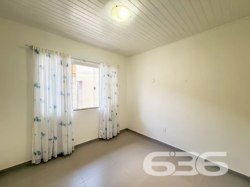 2 Casas à venda no Boehmerwald no mesmo terreno em