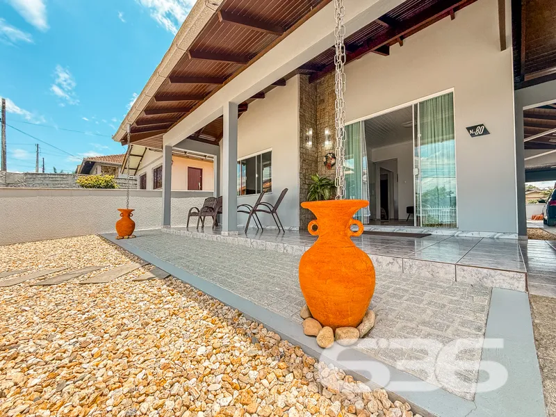 2 Casas à venda no Boehmerwald no mesmo terreno em