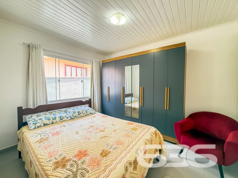 2 Casas à venda no Boehmerwald no mesmo terreno em