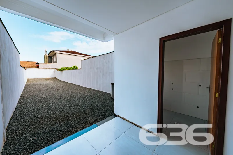 Novidade no Vila Nova! Geminado sobrado com entreg