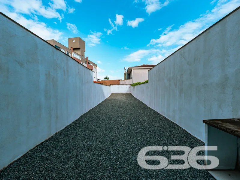 Novidade no Vila Nova! Geminado sobrado com entreg