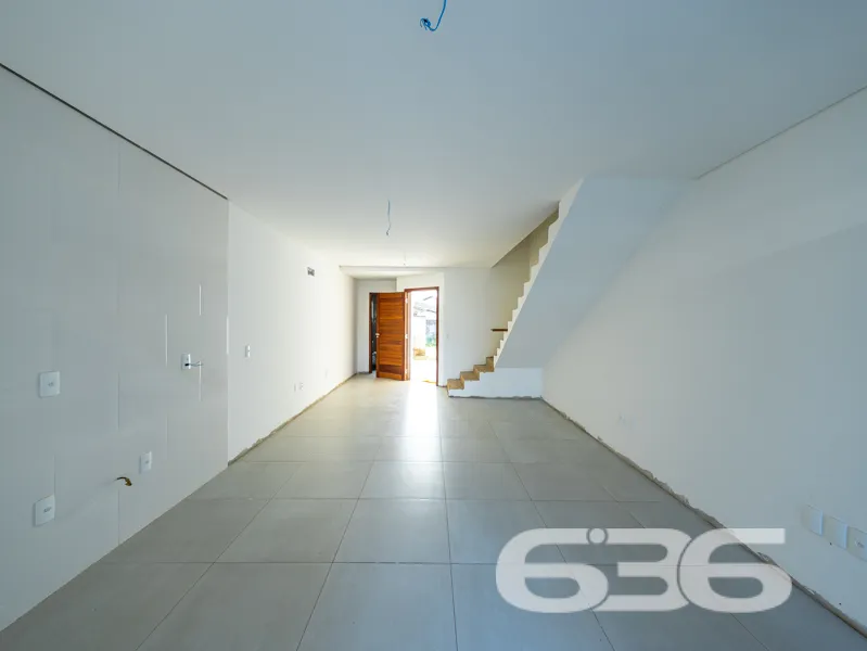 Novidade no Vila Nova! Geminado sobrado com entreg