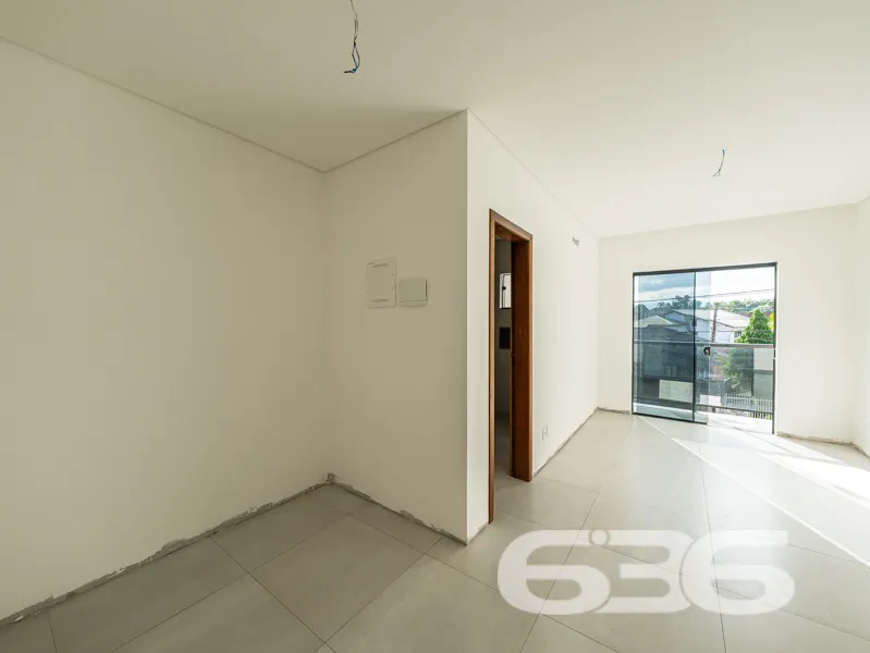 Novidade no Vila Nova! Geminado sobrado com entreg