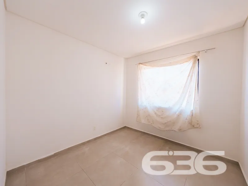 Geminado sobrado à venda no bairro Jarivatuba em J