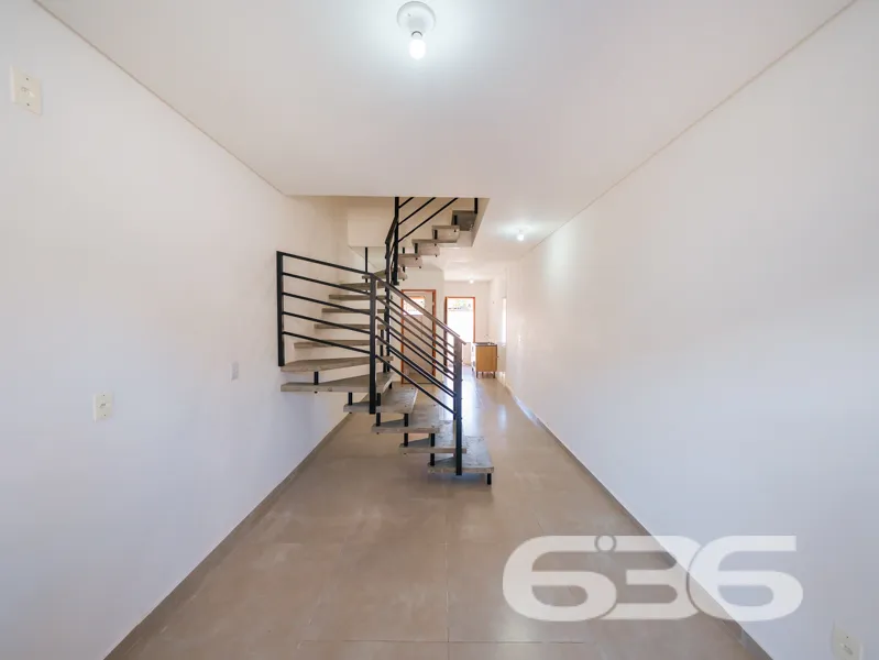 Geminado sobrado à venda no bairro Jarivatuba em J