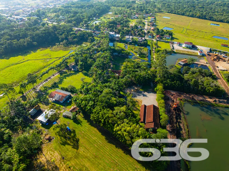 Chácara à venda no bairro Pinheiros – Balneário Ba