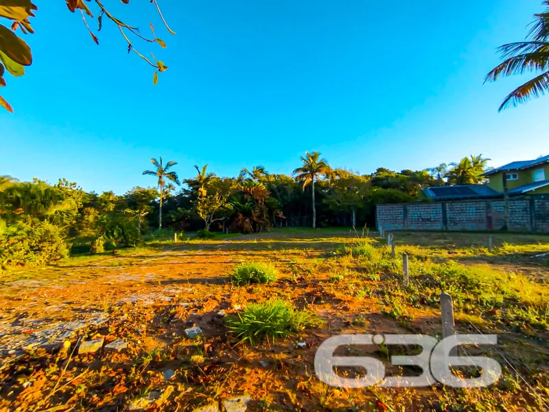Oportunidade Exclusiva à Beira-Mar em São Francisc
