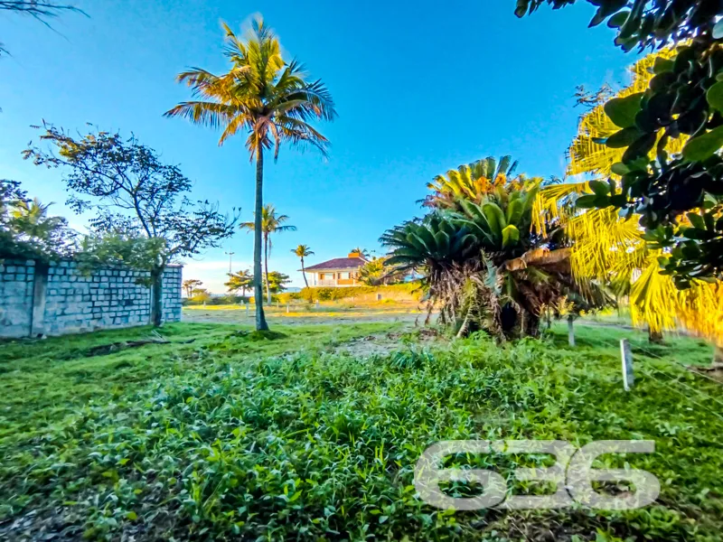 Oportunidade Exclusiva à Beira-Mar em São Francisc