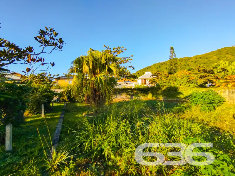 Terreno à venda em Ubatuba, São Francisco do Sul/S