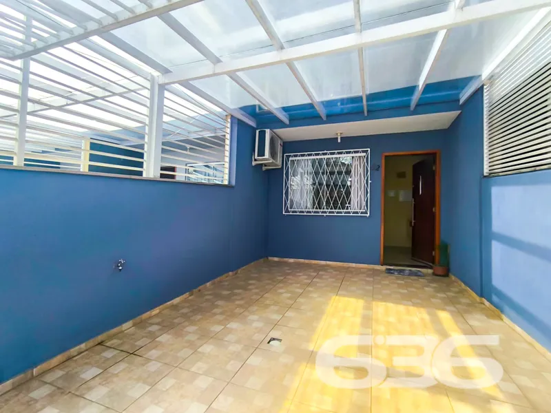 Casa sobrado à venda no bairro Parque Guarani, Joi