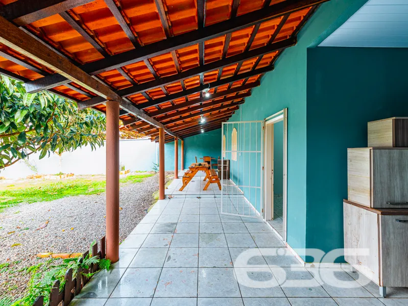 Imagine viver em um refúgio tranquilo, onde a bris