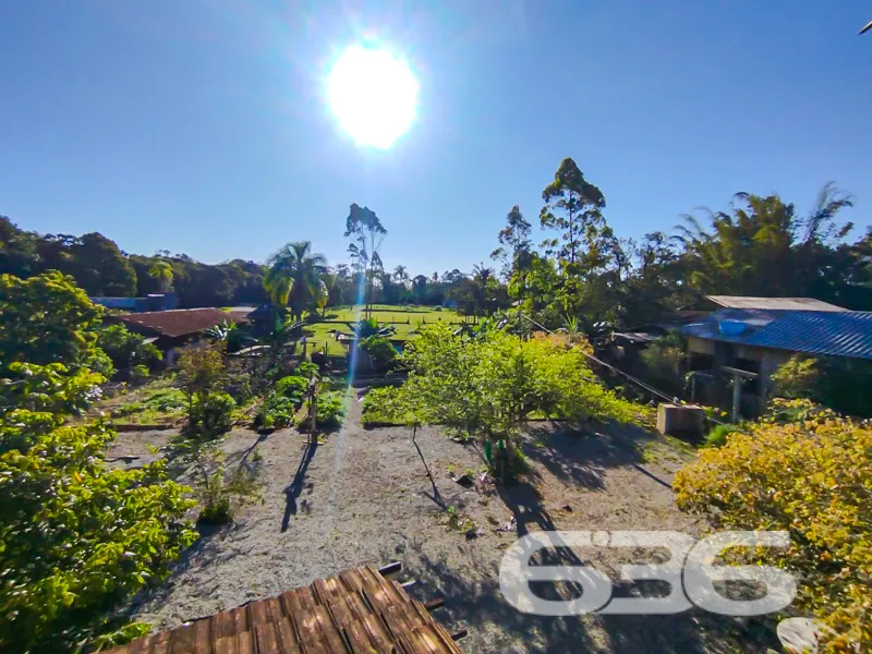 Descubra o Refúgio dos Sonhos: Chácara Exclusiva e