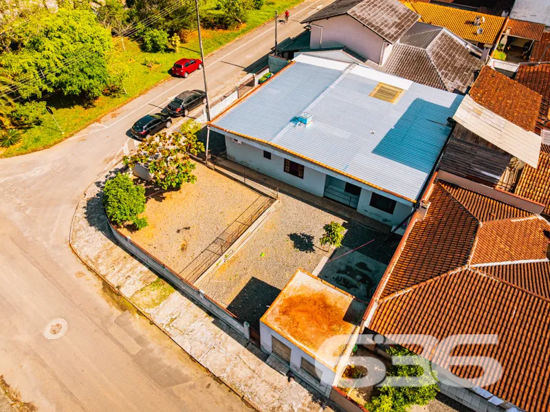 Descubra o imĂłvel dos seus sonhos em Joinville, Sa