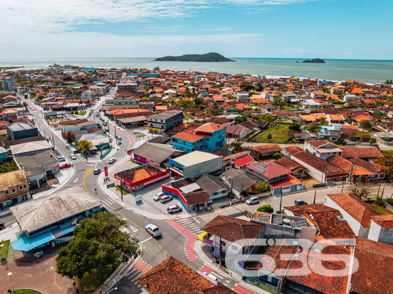 No coração de Balneário Barra do Sul, a poucos met