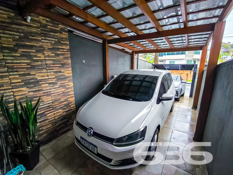 Descubra o Sobrado dos Seus Sonhos em Jarivatuba,