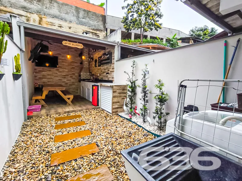 Descubra o Sobrado dos Seus Sonhos em Jarivatuba,