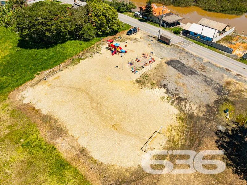 Oportunidade ImperdĂvel em Araquari - SC! Terreno