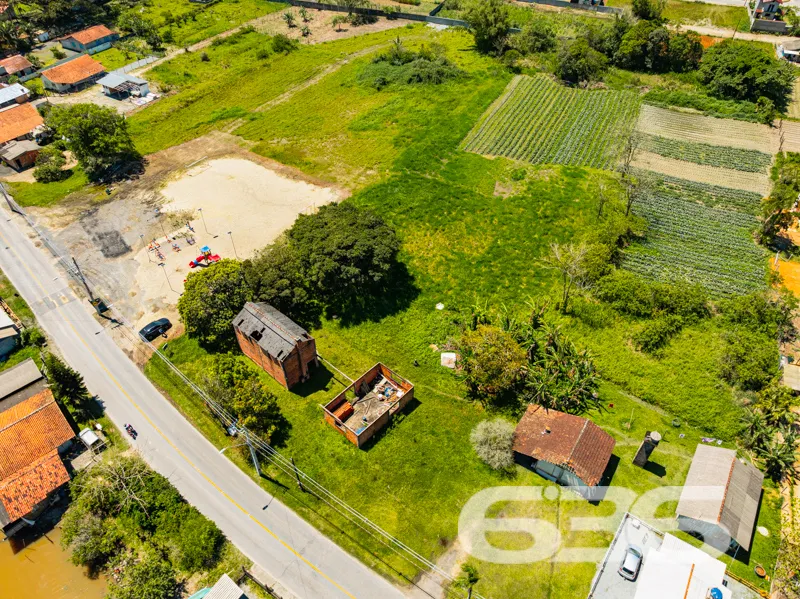 Oportunidade ImperdĂvel em Araquari - SC! Terreno