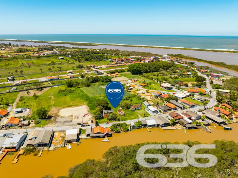 Oportunidade ImperdĂvel em Araquari - SC! Terreno