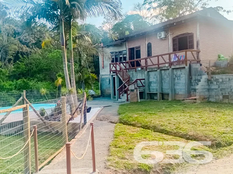 Viva a Experiência de Morar em uma Chácara dos Son